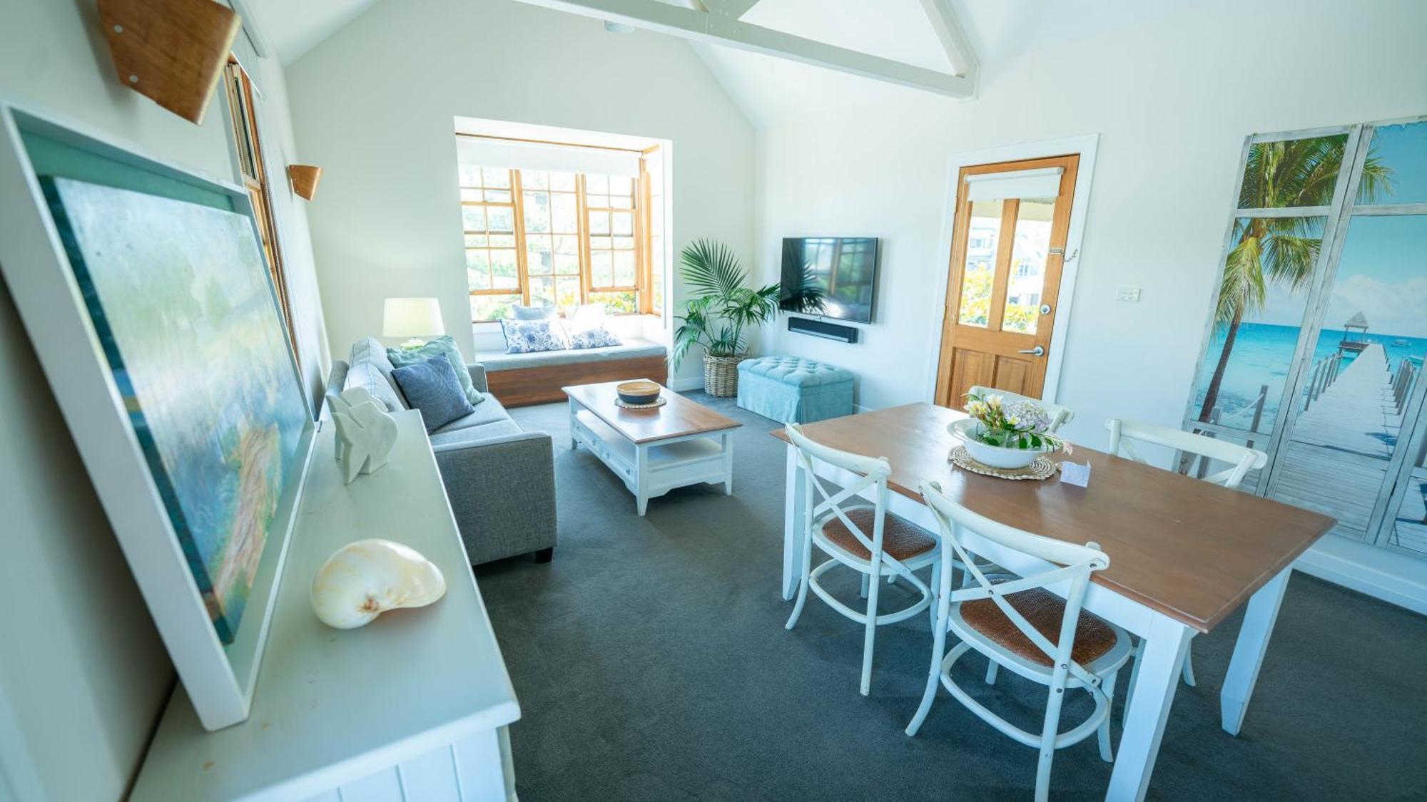 Bellevue Boutique Hotel Киама Екстериор снимка